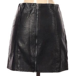 ALOT faux leather mini skirt